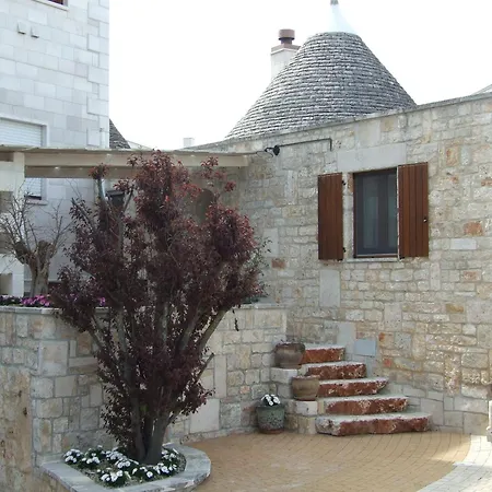 Trullo U Selvese * Αλμπερομπέλο