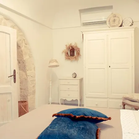 Holiday home Trullo U Selvese *
